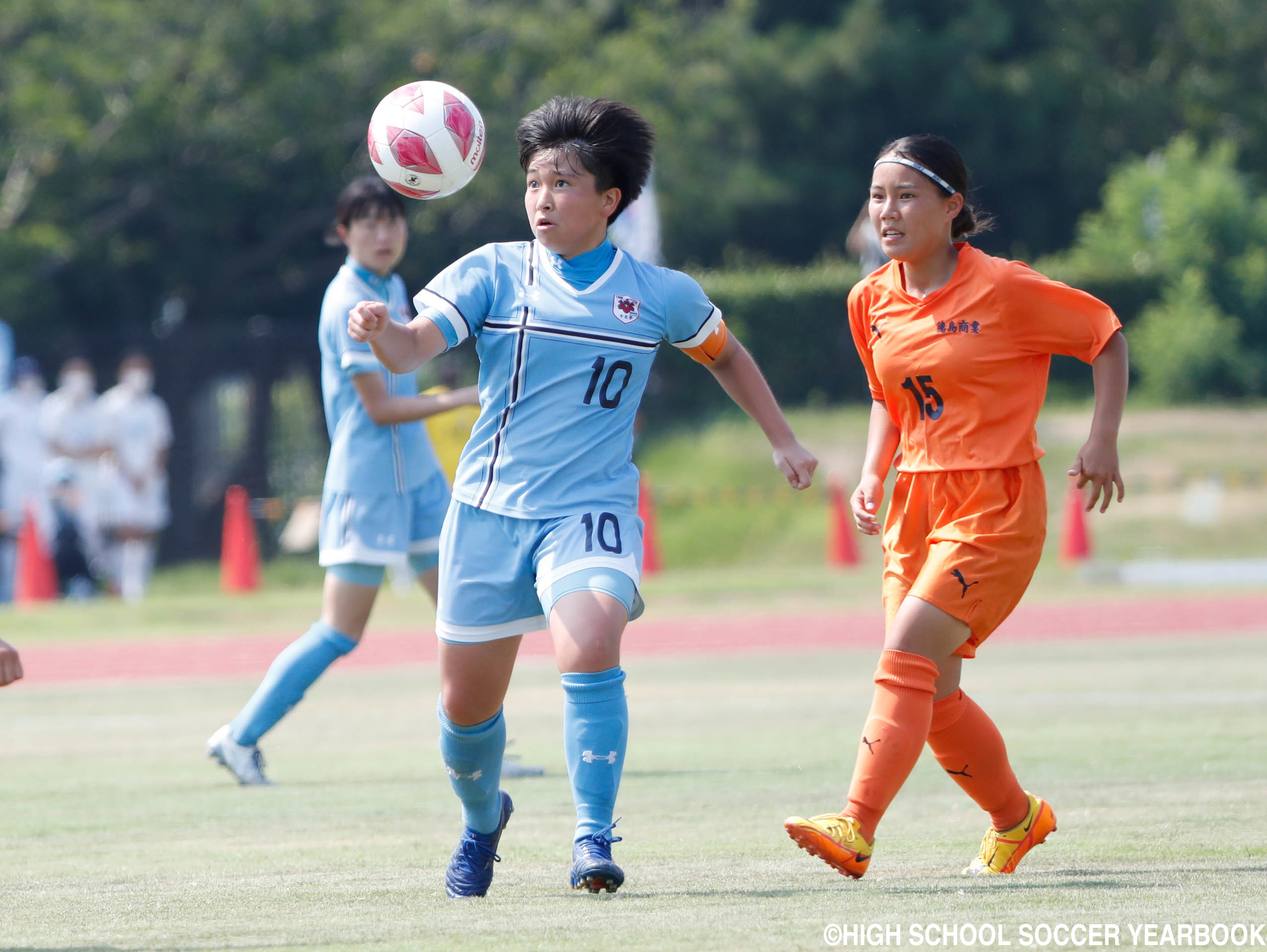 [女子]19年優勝の十文字が大勝発進。開催県代表の徳島商は12名で健闘(8枚)