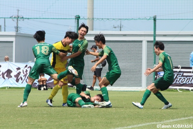 プレミア無敗川崎U-18の猛攻を耐えきった!東京VユースがPK戦で勝利し8強へ