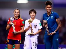 ブラジル女子代表の“素敵な対応”…U-20日本女子代表とハイタッチ&MVP浜野を祝福