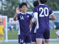 U-19日本代表帰りの明治大MF熊取谷一星「気合が入っていました」浜松開誠館の後輩たちの前で意地の一撃