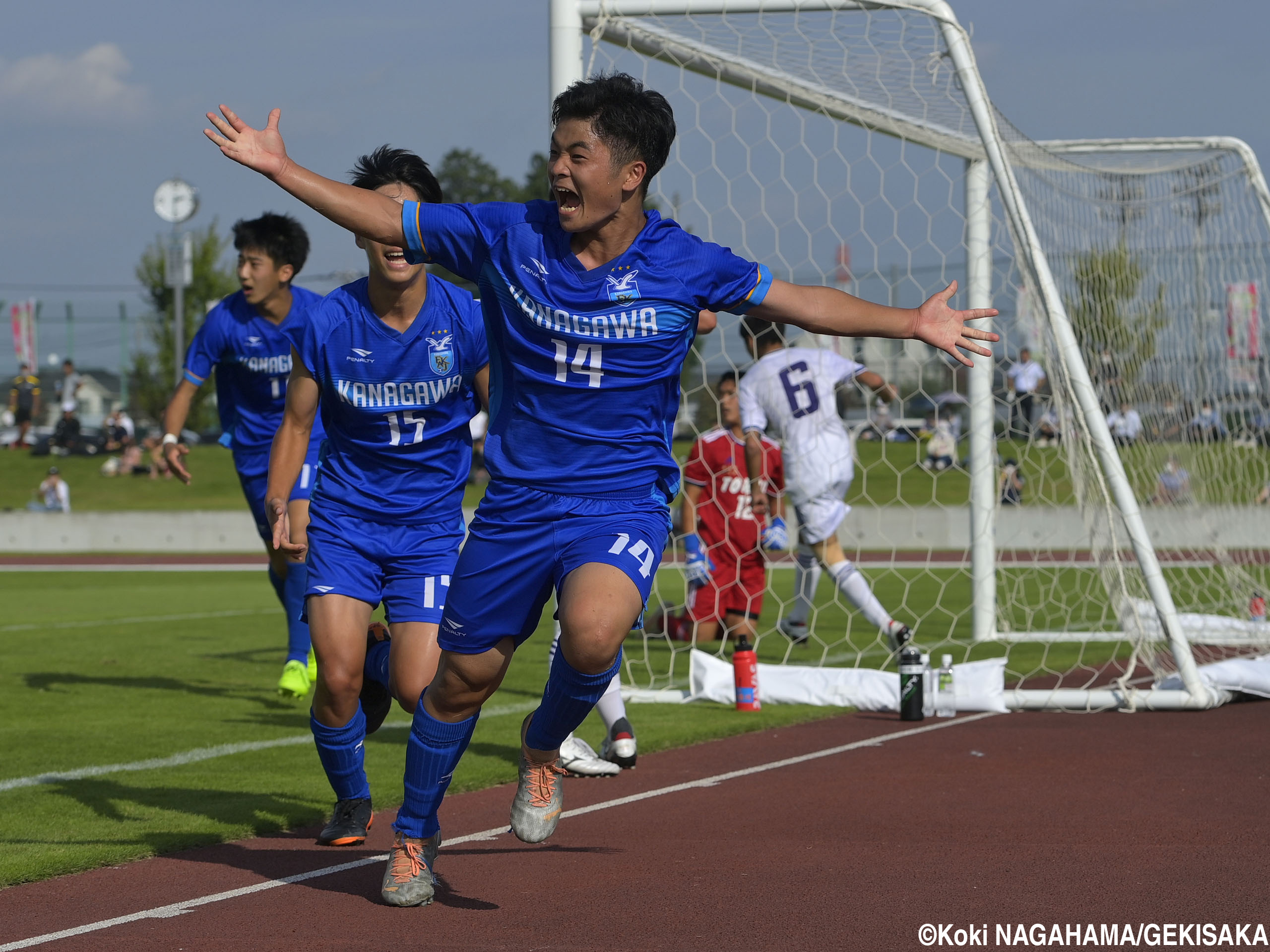 [国体少年男子]勝利引き寄せる逆転ゴール! 神奈川県MF加治佐海が“準決勝への扉”を開く(7枚)