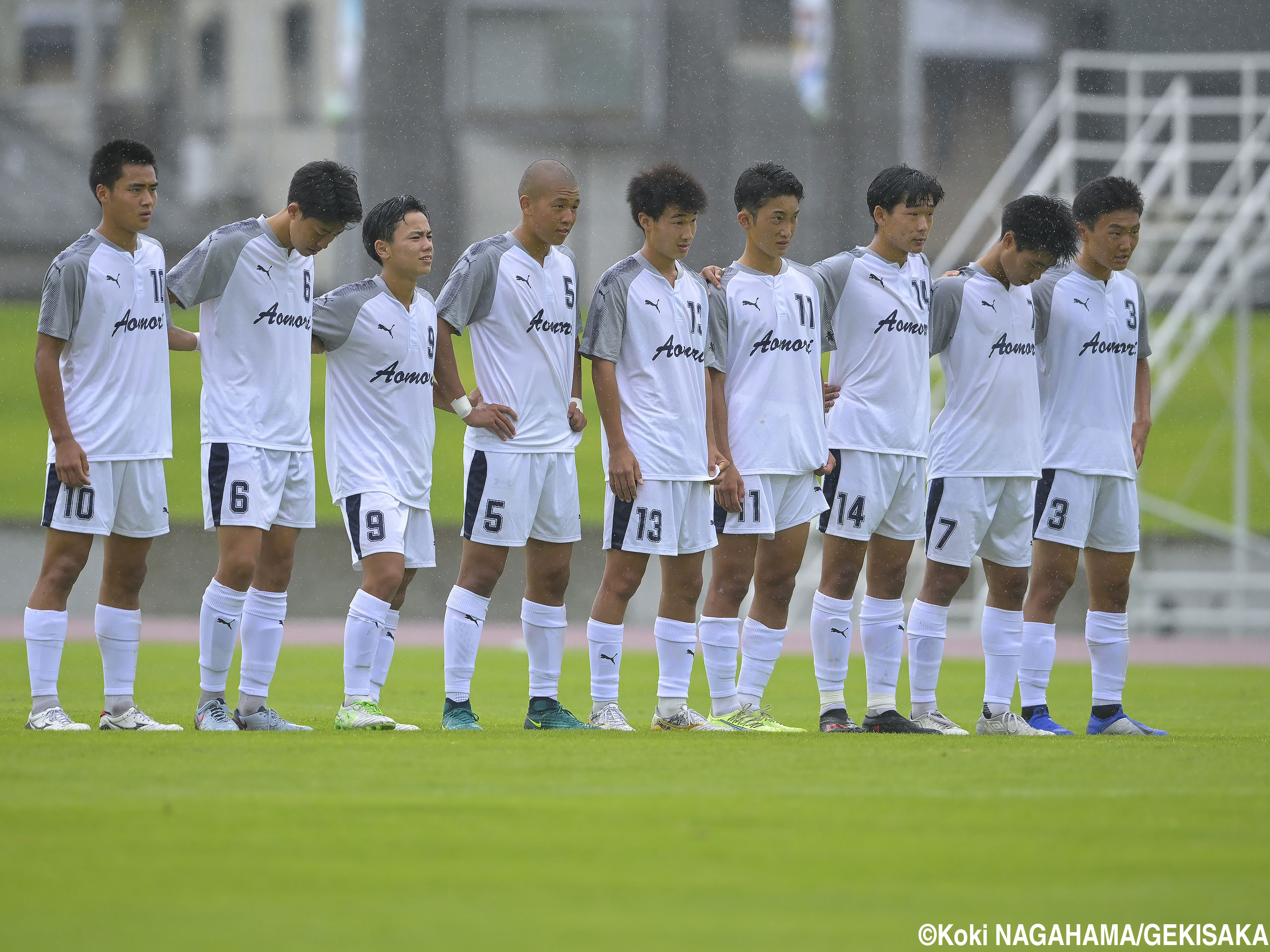 [国体少年男子]PK戦で明暗…青森県は北海道を下し、初の決勝へ(20枚)