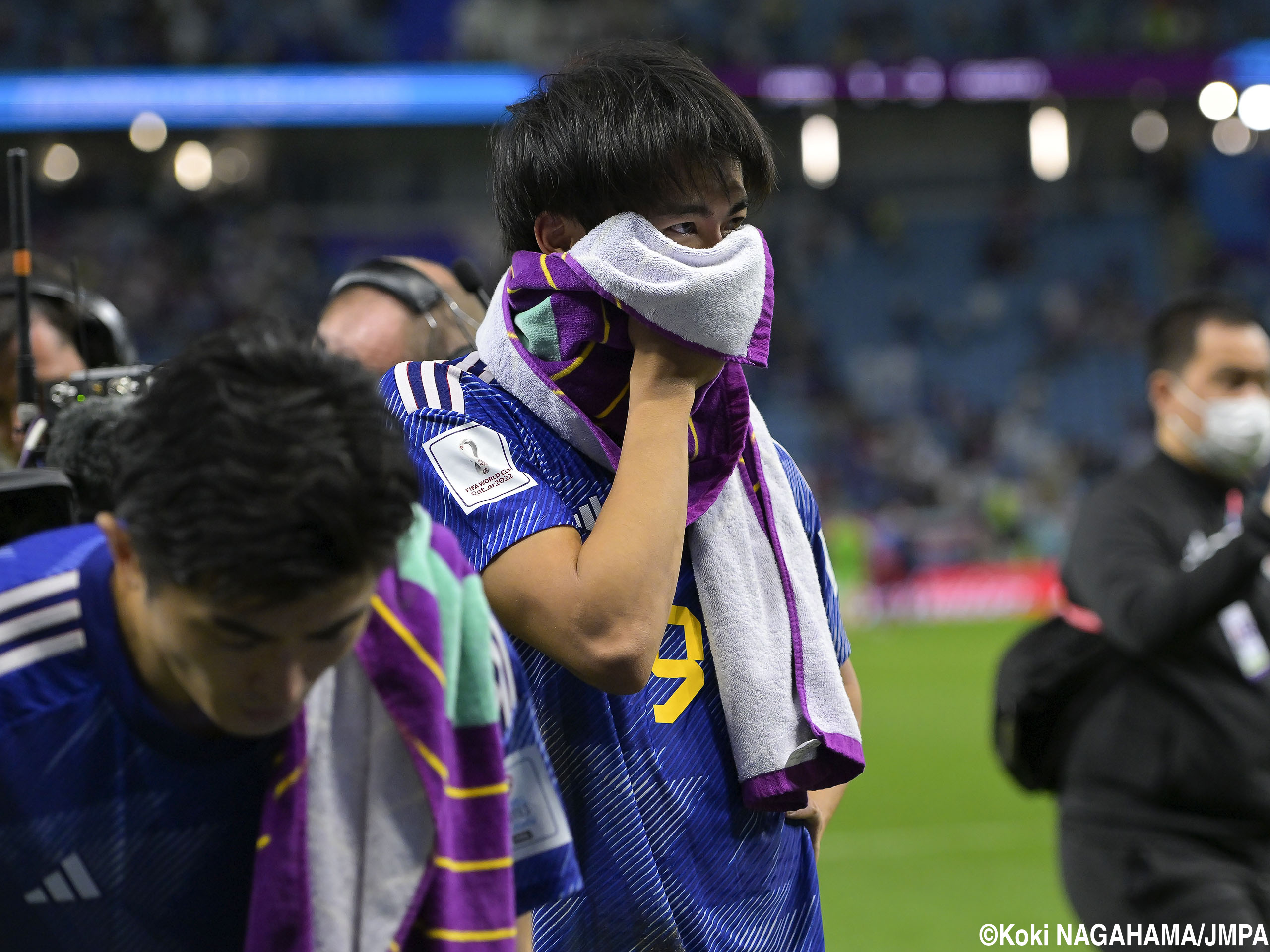 試合後に涙の三笘薫「悔しさしか残らない」 10枚 拡大写真｜infoseekニュース