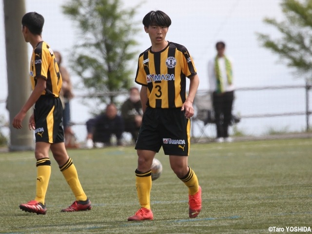 MOM4266]前橋育英MF坪井蒼季(1年)_3得点に絡み、90分間ハード