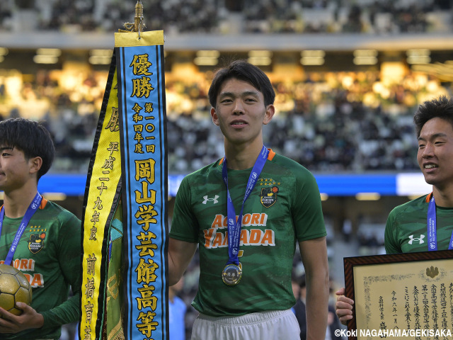 高校年代から憧れだった青森山田のユニフォームに身を包んだDF小泉佳絃