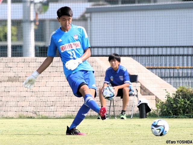 新潟U-18の190cmGK内山翔太が来季トップ昇格「足元の技術もあり、攻撃でも新潟のスタイルに貢献できる」