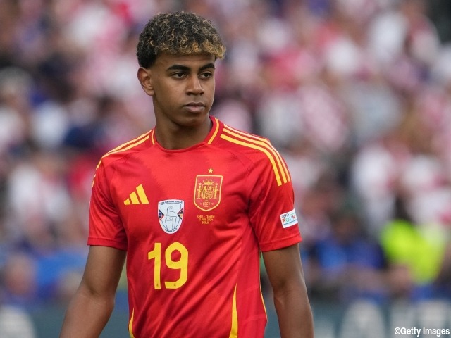 24年欧州選手権 背番号19 ラミネ・ヤマル スペイン代表 16歳と338日でEURO最年少出場記録を更新! スペイン代表ヤマル