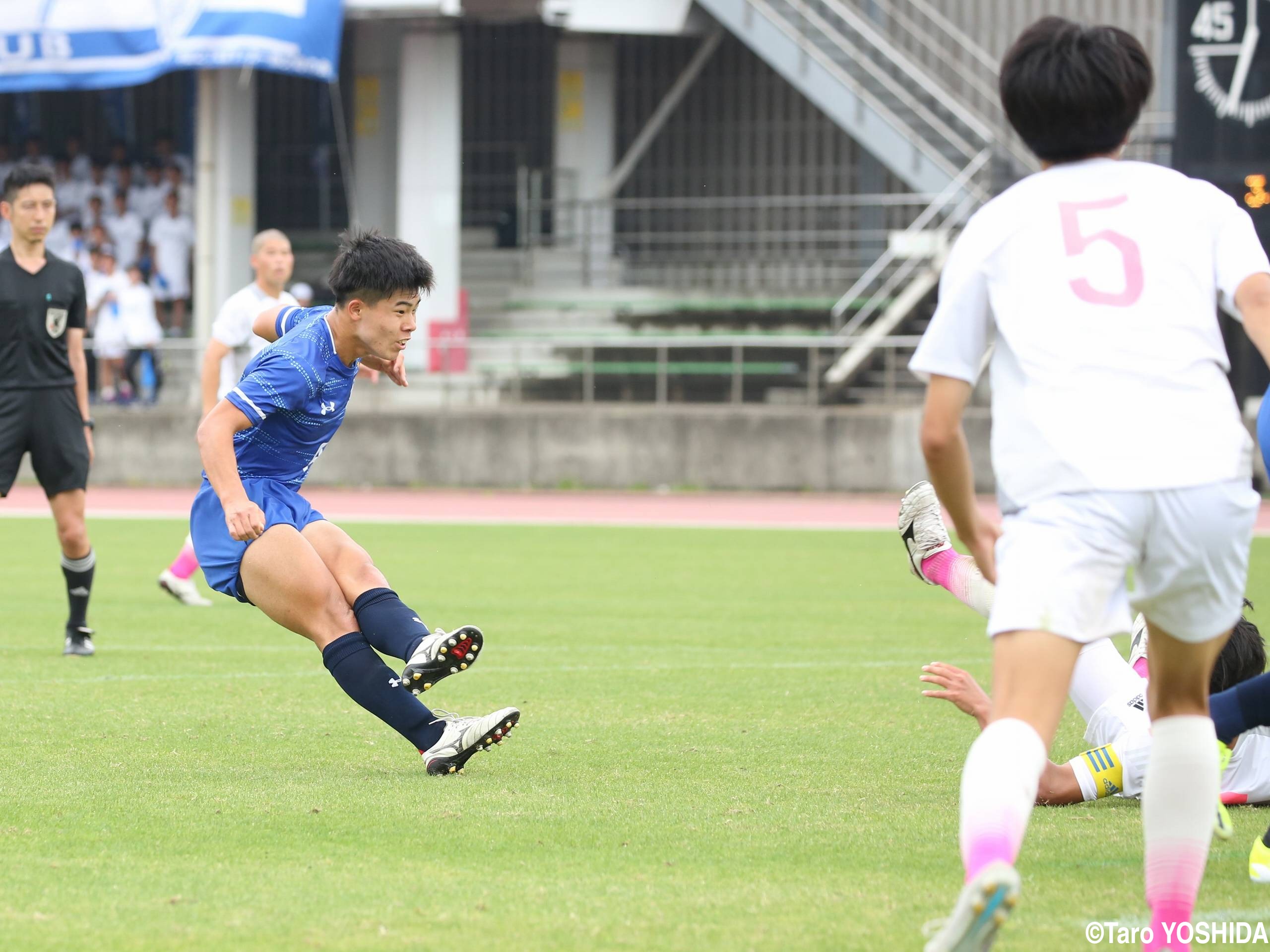 [関東大会]Aグループ決勝、明秀日立FW柴田が3試合連続ゴール(5枚)