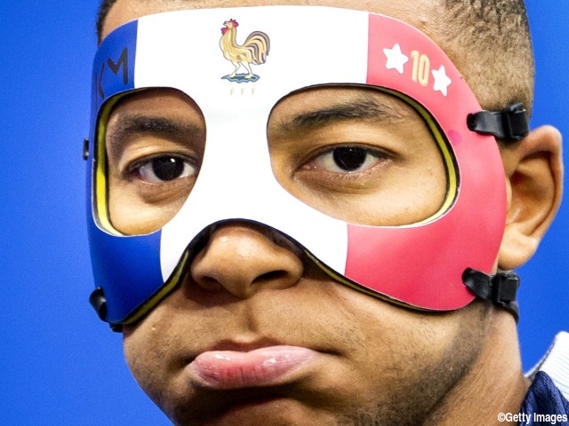 鼻骨折ムバッペ、フランス国旗柄の特注マスク披露も暗雲…UEFA規則で出場不可の可能性