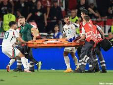 UEFAがハンガリーFWバルガの負傷対応に声明…選手から疑問の声も「遅れはなかった」
