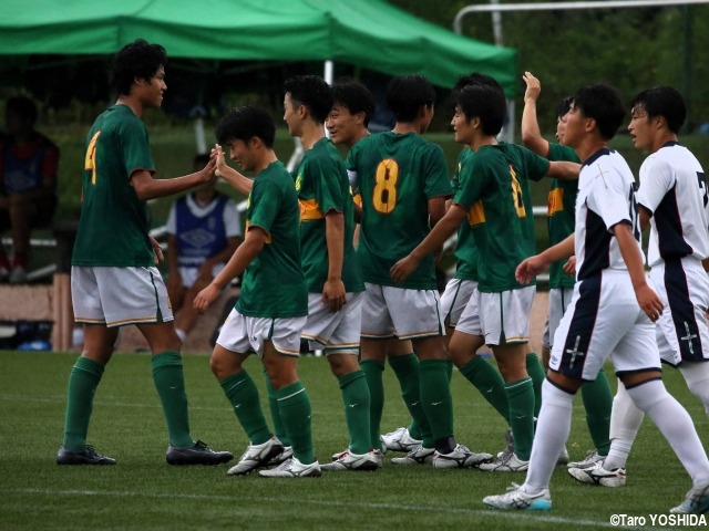 トップチームの敗戦を見た静岡学園Ⅱの選手たちがプリンス東海で奮起。四中工に3-1で勝利