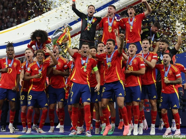 最新FIFAランク発表:コパ・アメリカ2連覇のアルゼンチンが首位キープ! EURO王者のスペインは8位→3位、日本は18位に後退