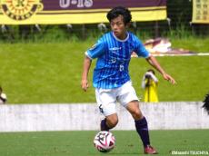横浜FCがユース所属の17歳MF高橋友矢とプロ契約を締結「世界で活躍できる選手になれるように頑張ります」