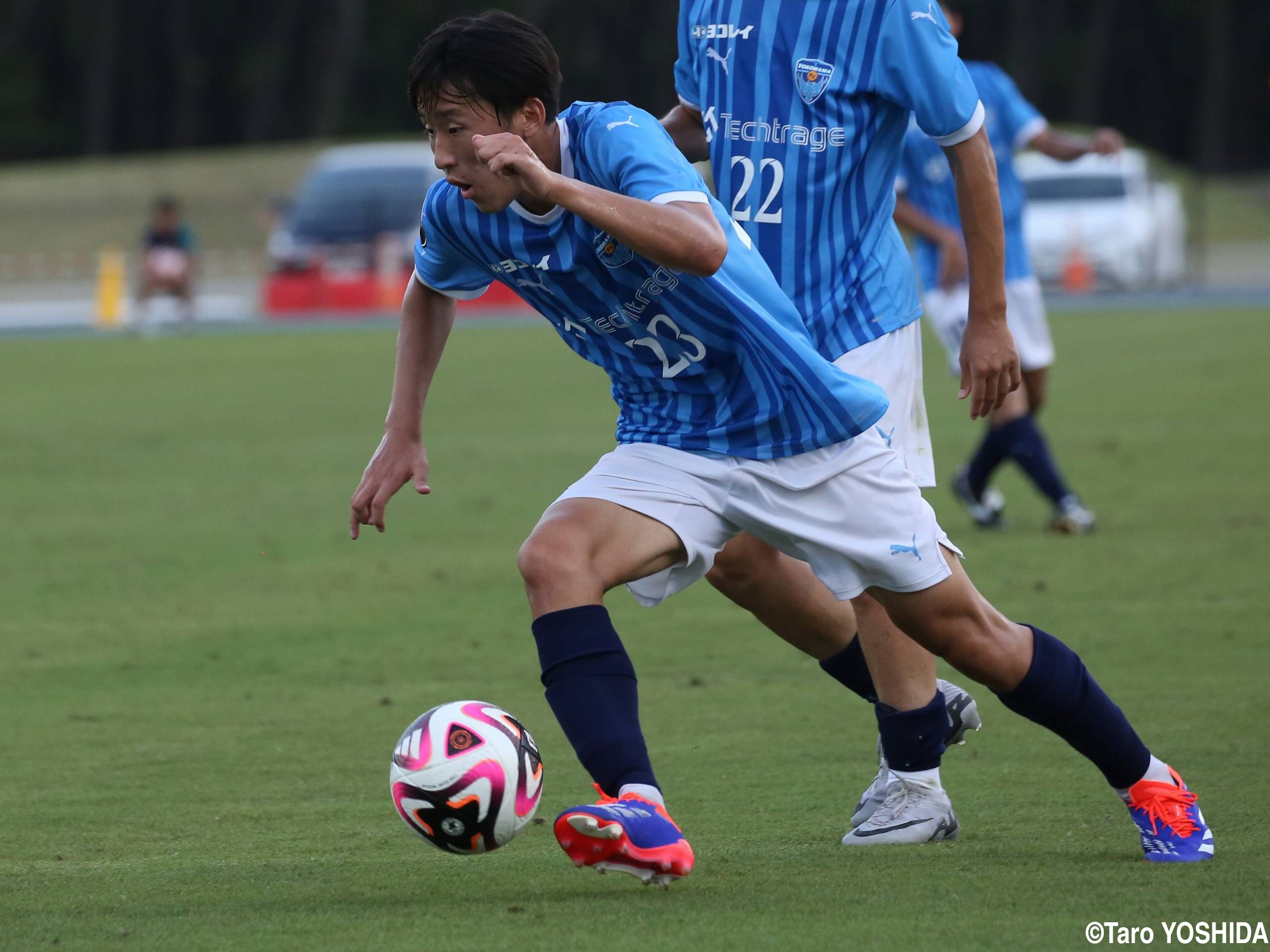 [クラブユース選手権(U-18)]横浜FCユースの2年生FW前田が同点ゴール(6枚)