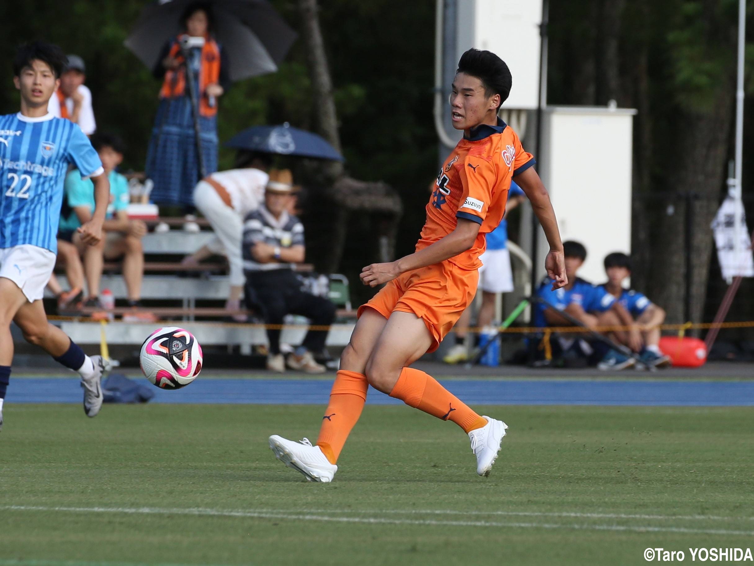 [クラブユース選手権(U-18)]清水ユース初戦で先制点のFW中村、U-17日本代表MF土居(7枚)