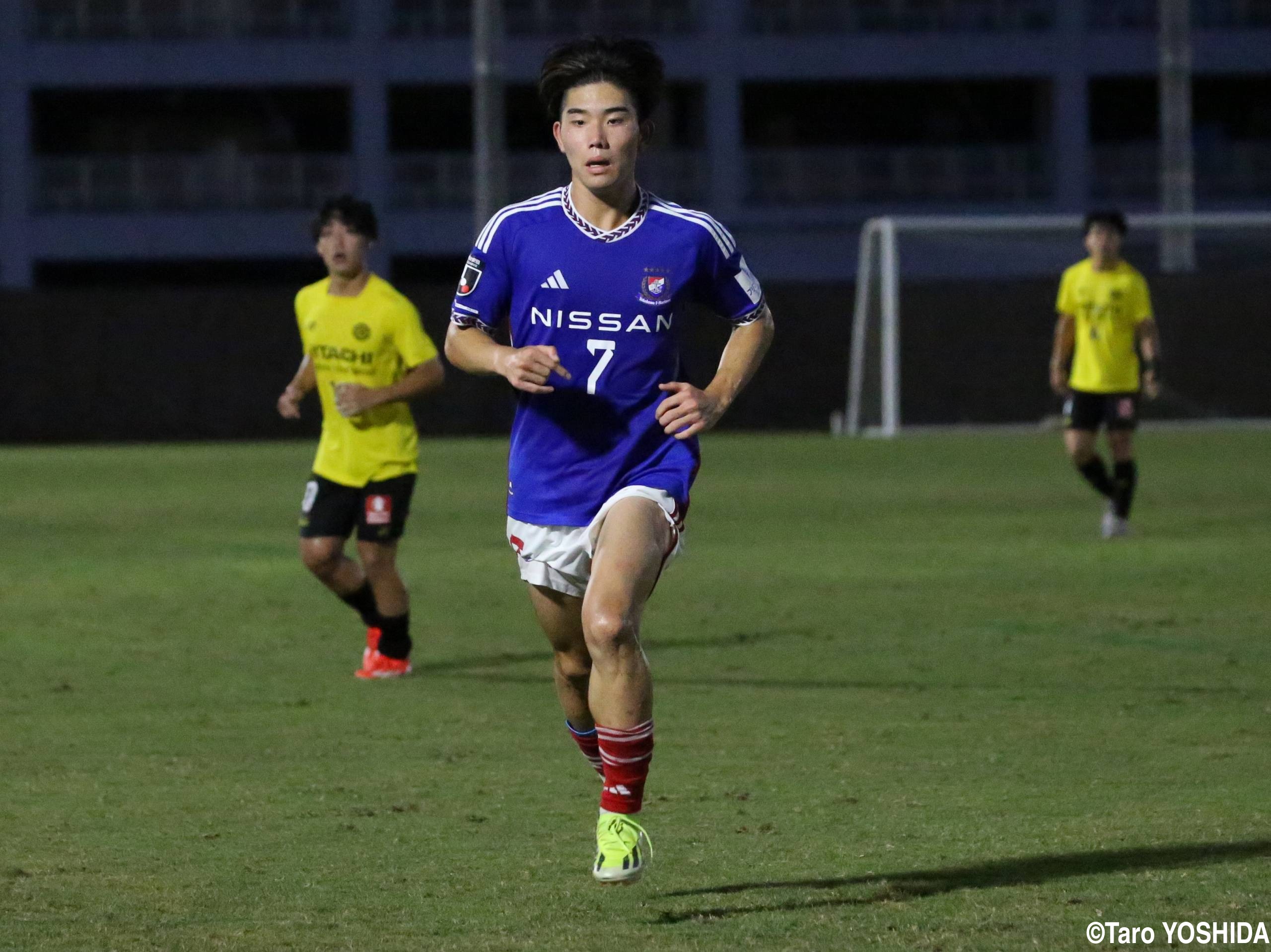 [クラブユース選手権(U-18)]横浜FMユースのMF白須が貴重な先制点(4枚)