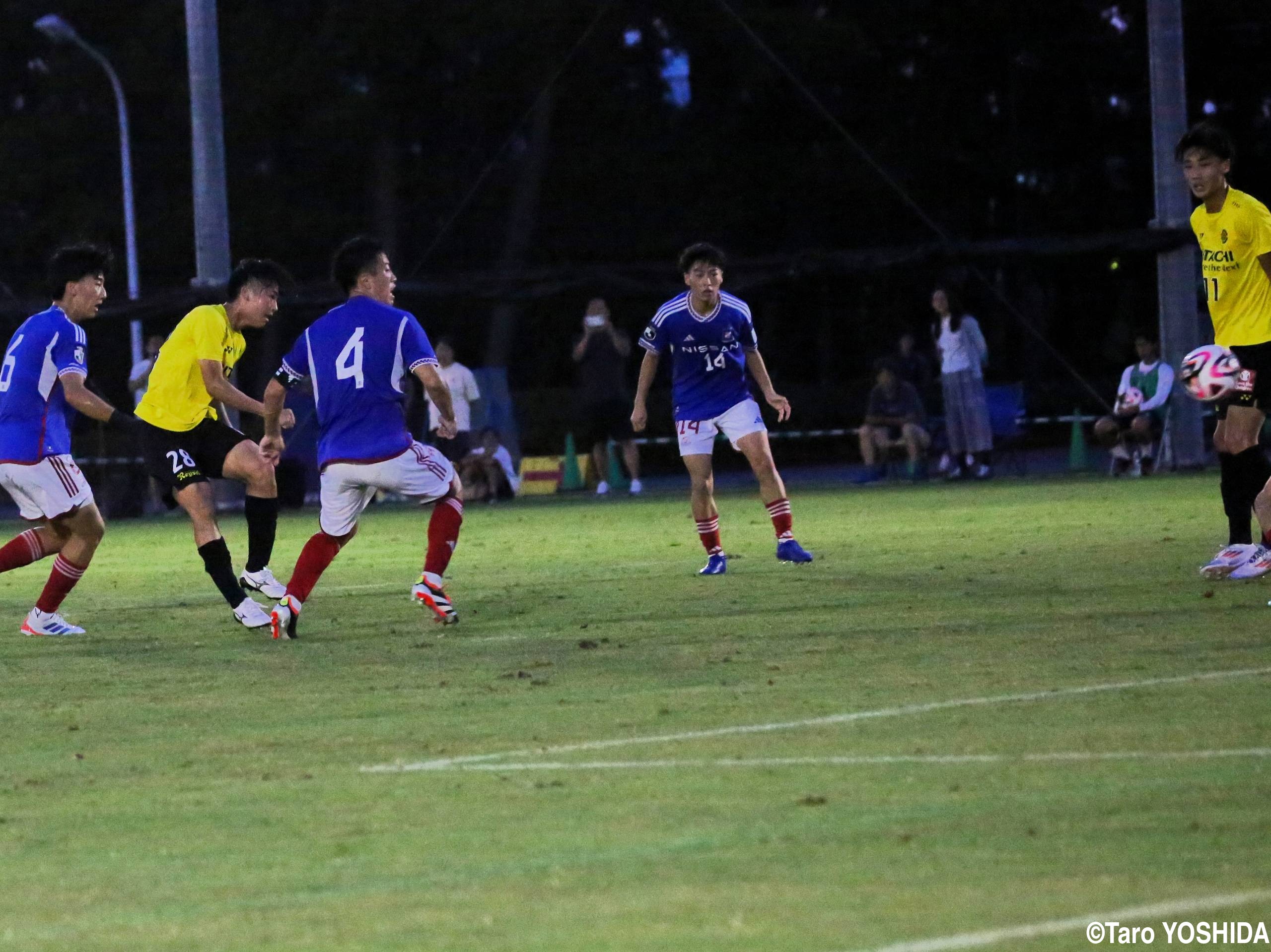 [クラブユース選手権(U-18)]柏U-18は2年生FW澤井が同点弾。注目の中学生DF長南もU-18全国大会で存在感(9枚)