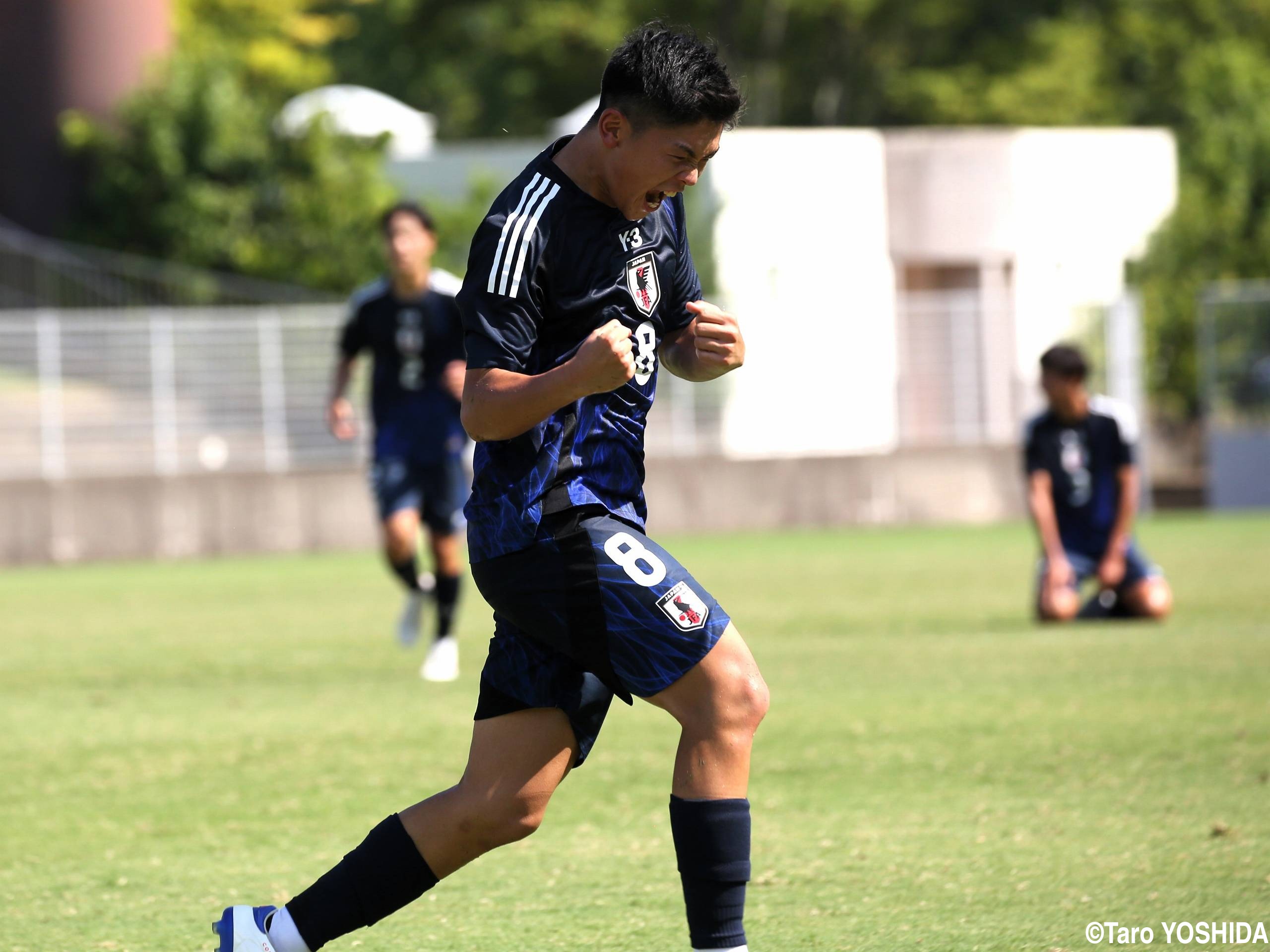 [Balcom BMW CUP]U-17日本代表MF福田が最終節で意地のゴール(8枚)