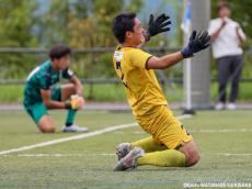 [MOM4831]上越GK竹花凛空(1年)_ “5番手”から這い上がってきたGK。NBC U-16準決勝に続き、決勝でもPK戦の主役に!