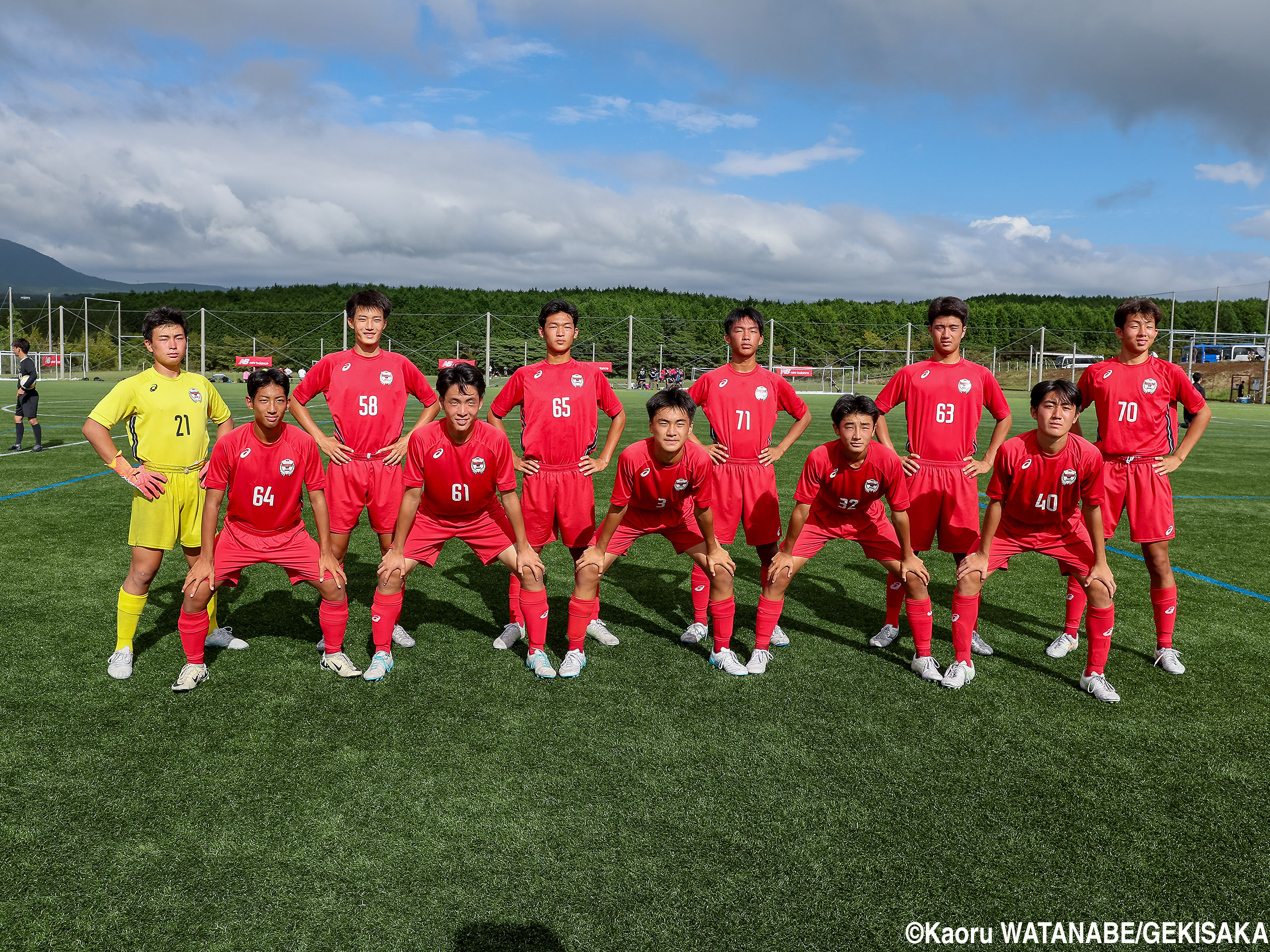 [NBチャンピオンシップU-16]初戦から5試合連続無失点の東山は準決勝で初失点し、0-1で敗退(18枚)