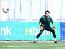 反骨心燃やす“年下世代”…U-19日本代表唯一の高校2年生・GK荒木琉偉がアジアの舞台で示す成長