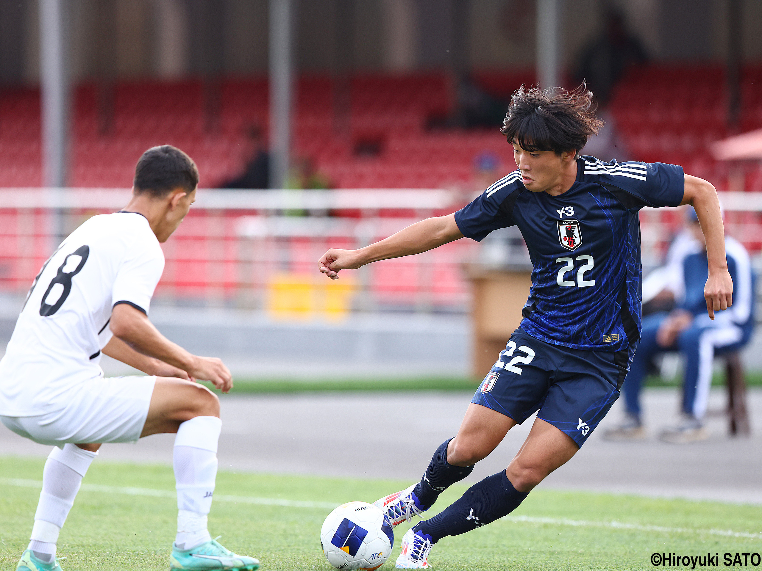 U-19日本代表FW横山夢樹、PA左で垣間見せた突破力(6枚)