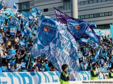 横浜FC“勝利の女神”が天王山へ気合いの投稿! チラ見せコーデに「可愛すぎる」「かっこいい」「最高」