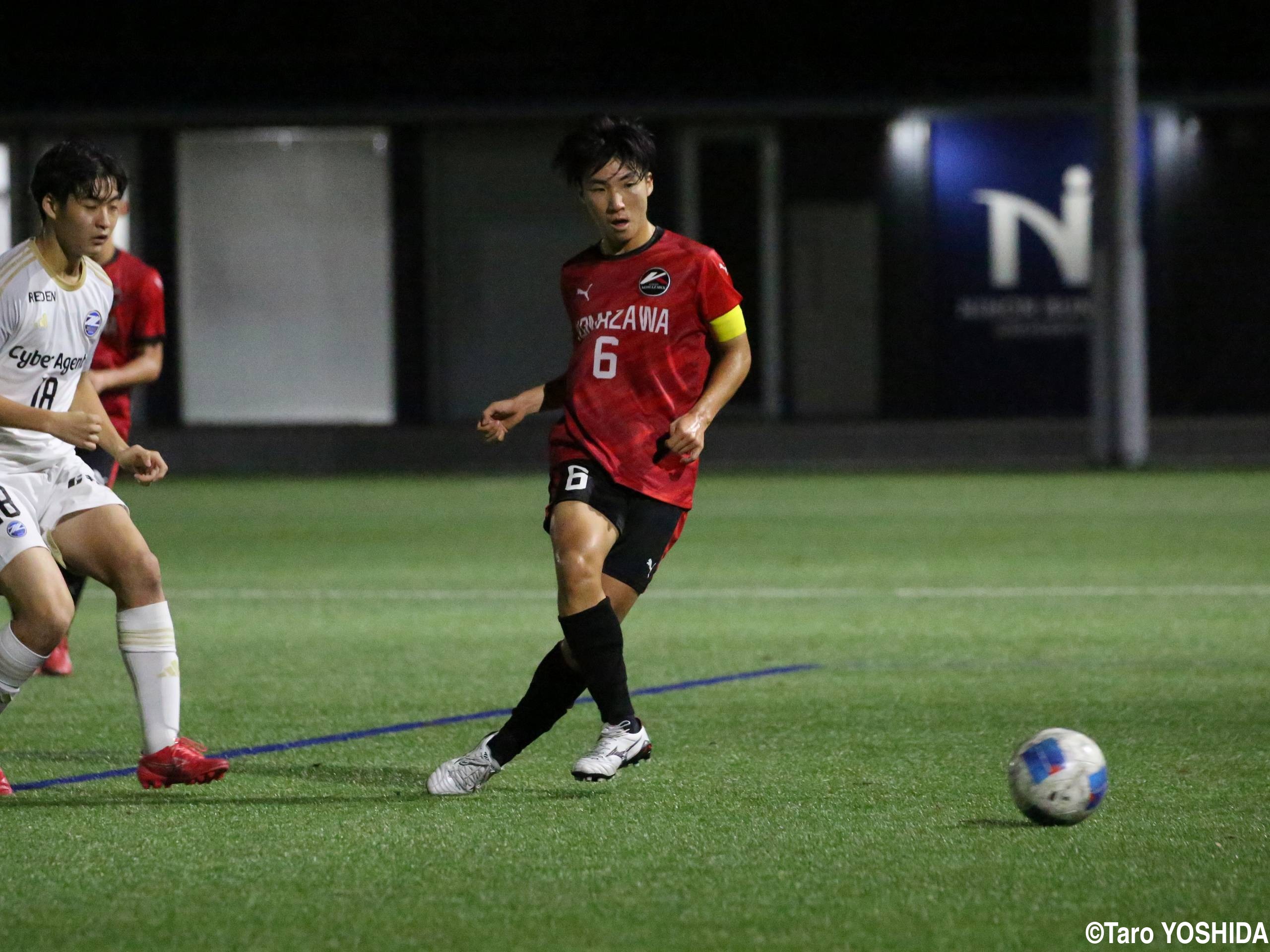 [東京都1部リーグ]駒澤大高を牽引するMF寺尾主将、U-16日本代表の2年生FW岩井(7枚)