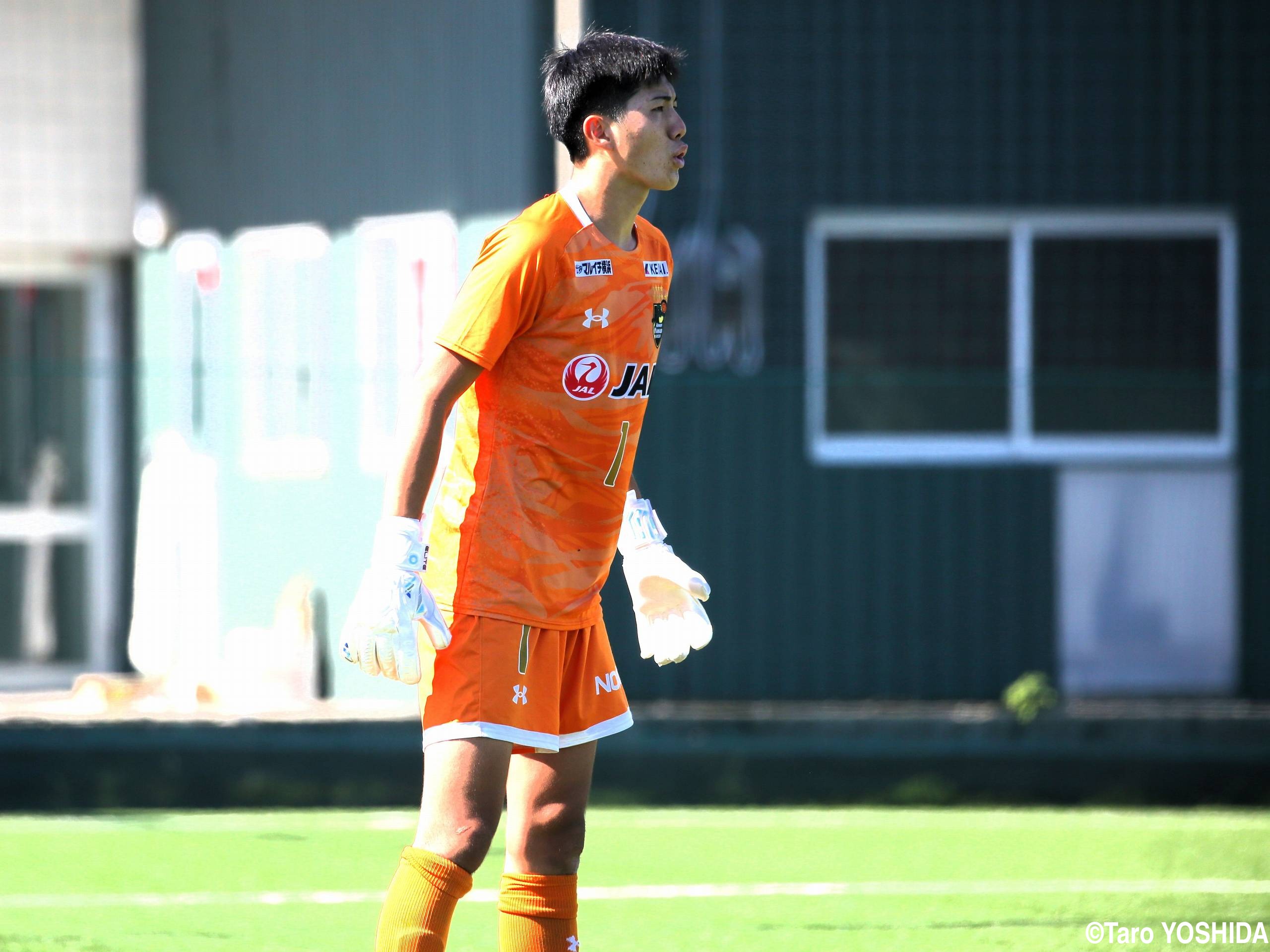 [プレミアリーグEAST]青森山田の2年生GK松田がPKストップなどファインセーブを連発(5枚)