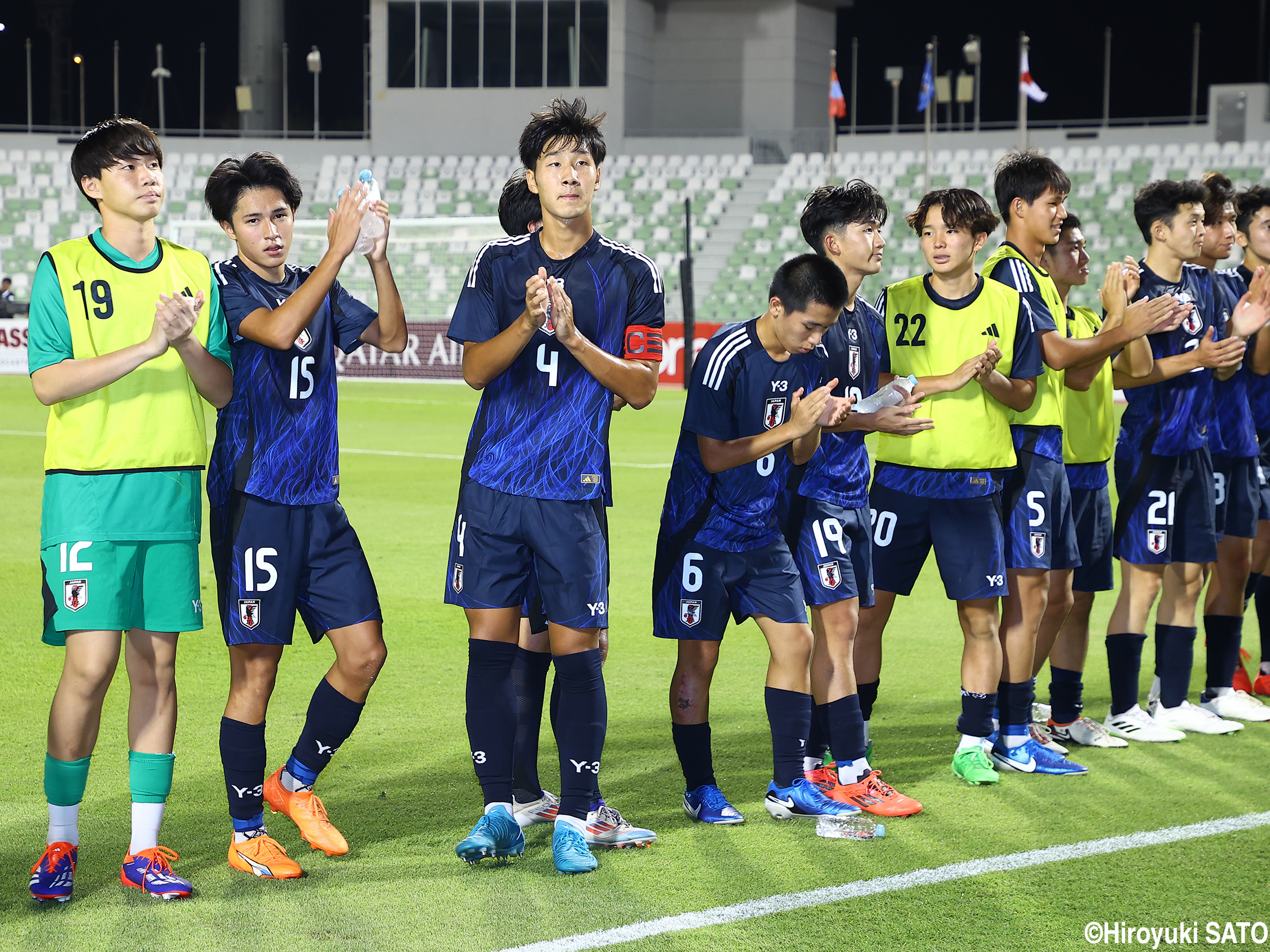 現地入り後のコンディション不良で初戦出番なし…腕章巻くDF横井佑弥(G大阪ユース)が復活のフル出場(5枚)