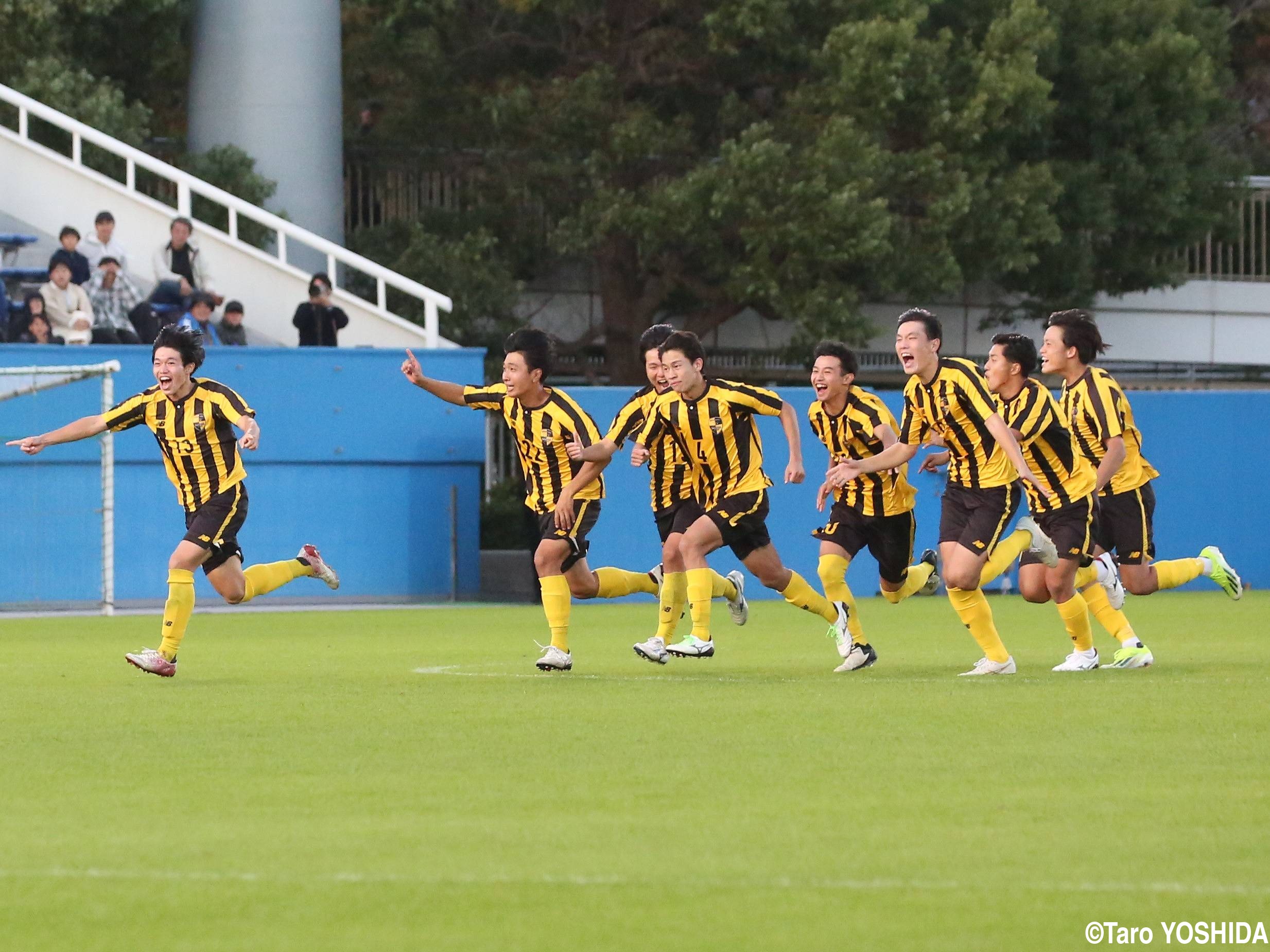 [選手権予選]GK松坂が2連続セーブ!東海大相模がPK戦を制し、初の決勝進出:神奈川(19枚)