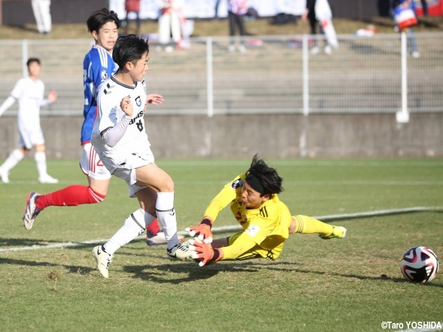 [MOM4963]G大阪ユースMF森田将光(3年)_先制ゴール!攻守に走り続け、相手にとって“鬱陶しい”存在に