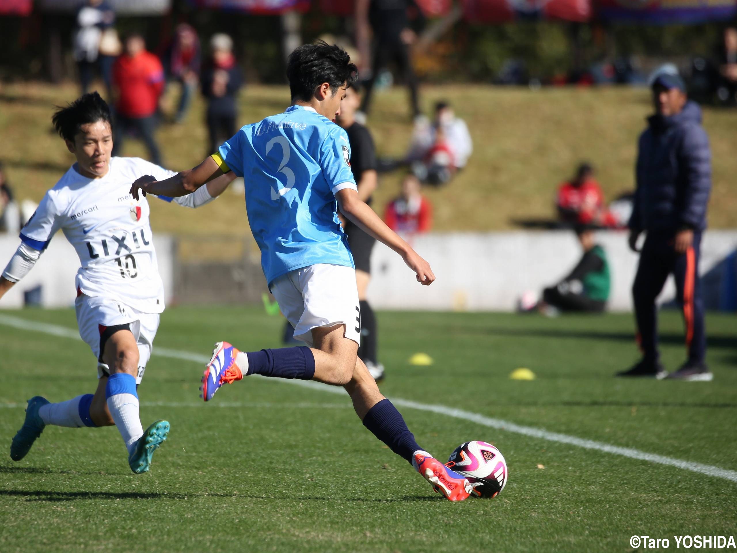 [プレミアリーグEAST]逆転V・横浜FCユースを引っ張った3年生。右SB小漉主将、MF朝見、FW庄司(12枚)