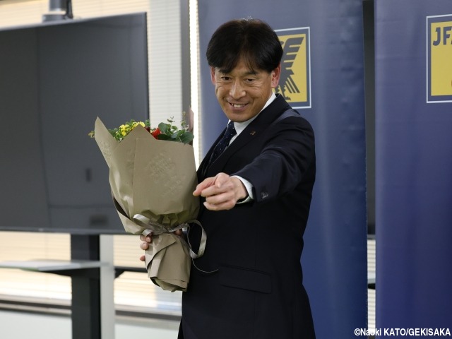 11回のJ最優秀主審・西村雄一氏がトップリーグ勇退会見「皆さんと楽しくサッカーができたら」 後進育成とともに審判活動継続へ