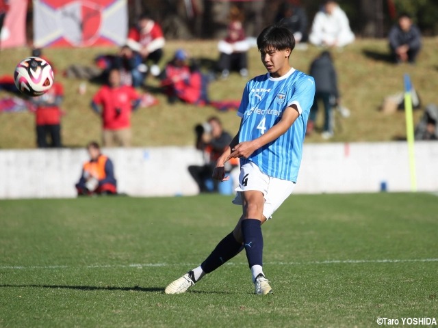 横浜FCがユース所属の17歳DF秦樹とプロ契約締結!「憧れてもらえれるような選手になれるように日々努力」