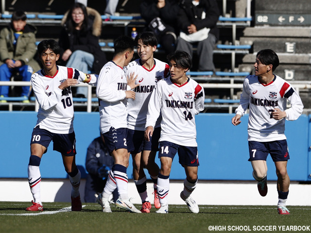 3年ぶり全国の滝川二が初戦突破! 初舞台にも「早く試合したいとワクワク」、山梨学院との優勝経験校同士の対戦制す