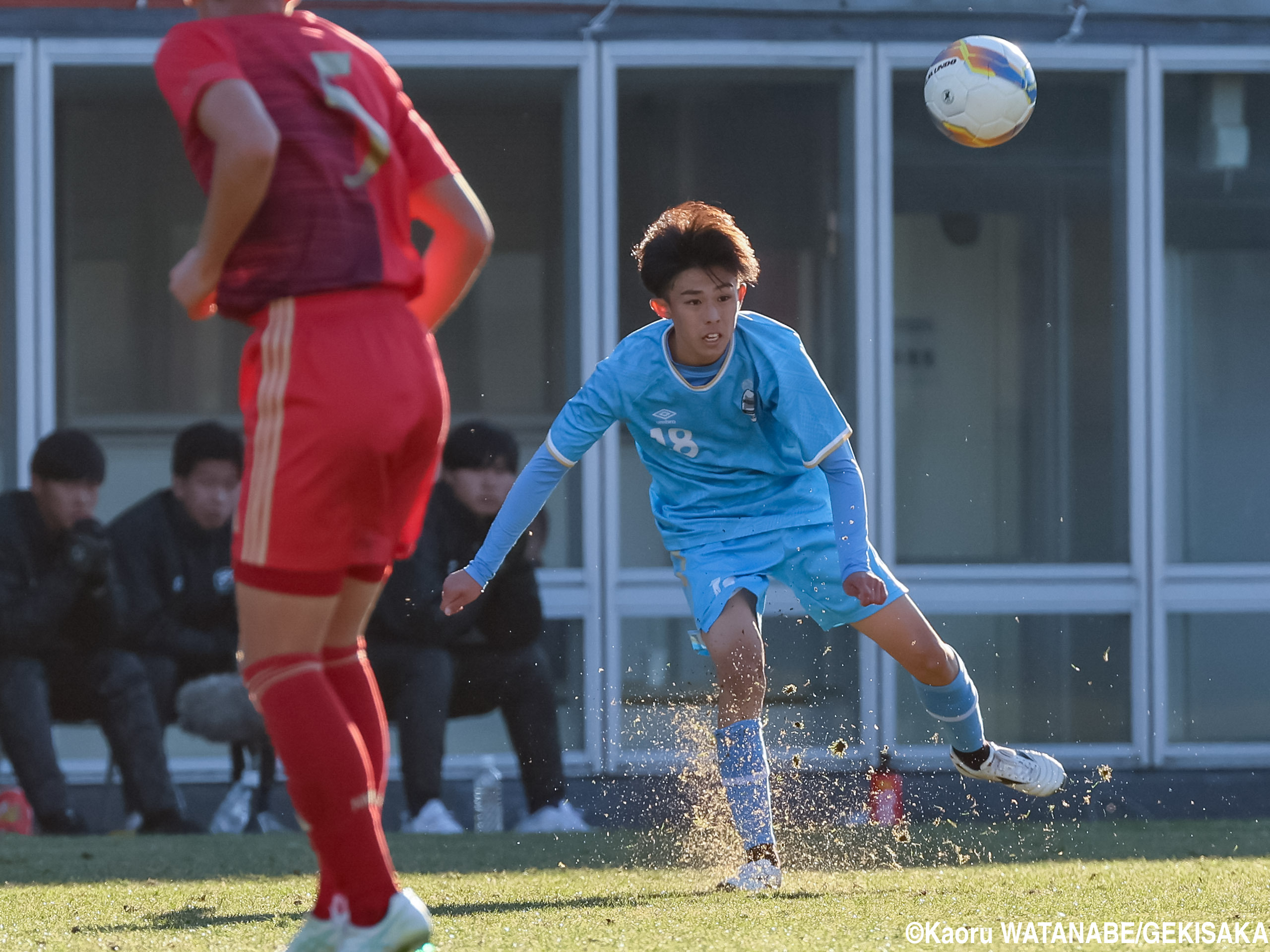 阪南大高はMF岡田翔太郎、DF梅原翔久、FW松本圭史が続いてゴールショーに(9枚)