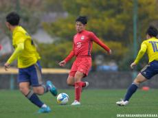 [NEW BALANCE CUP]東山は好機活かせず準優勝。MF雪本迅之助は「点の取れるボランチ」への成長を誓う