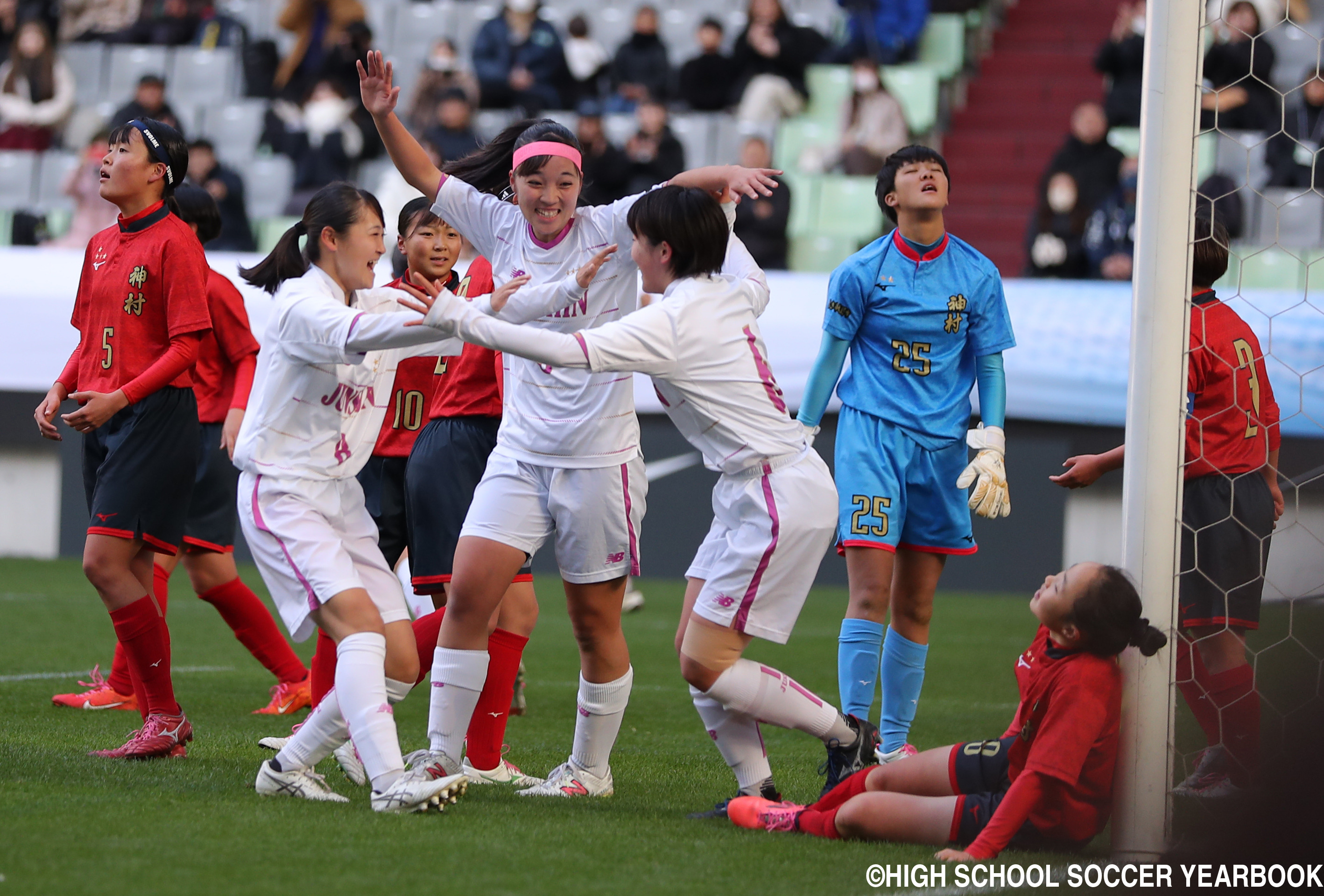 全国高校女子選手権決勝 藤枝順心vs神村学園　藤枝順心が史上最多8度目優勝!!無失点で大会3連覇&5季連続日本一!!(23枚)