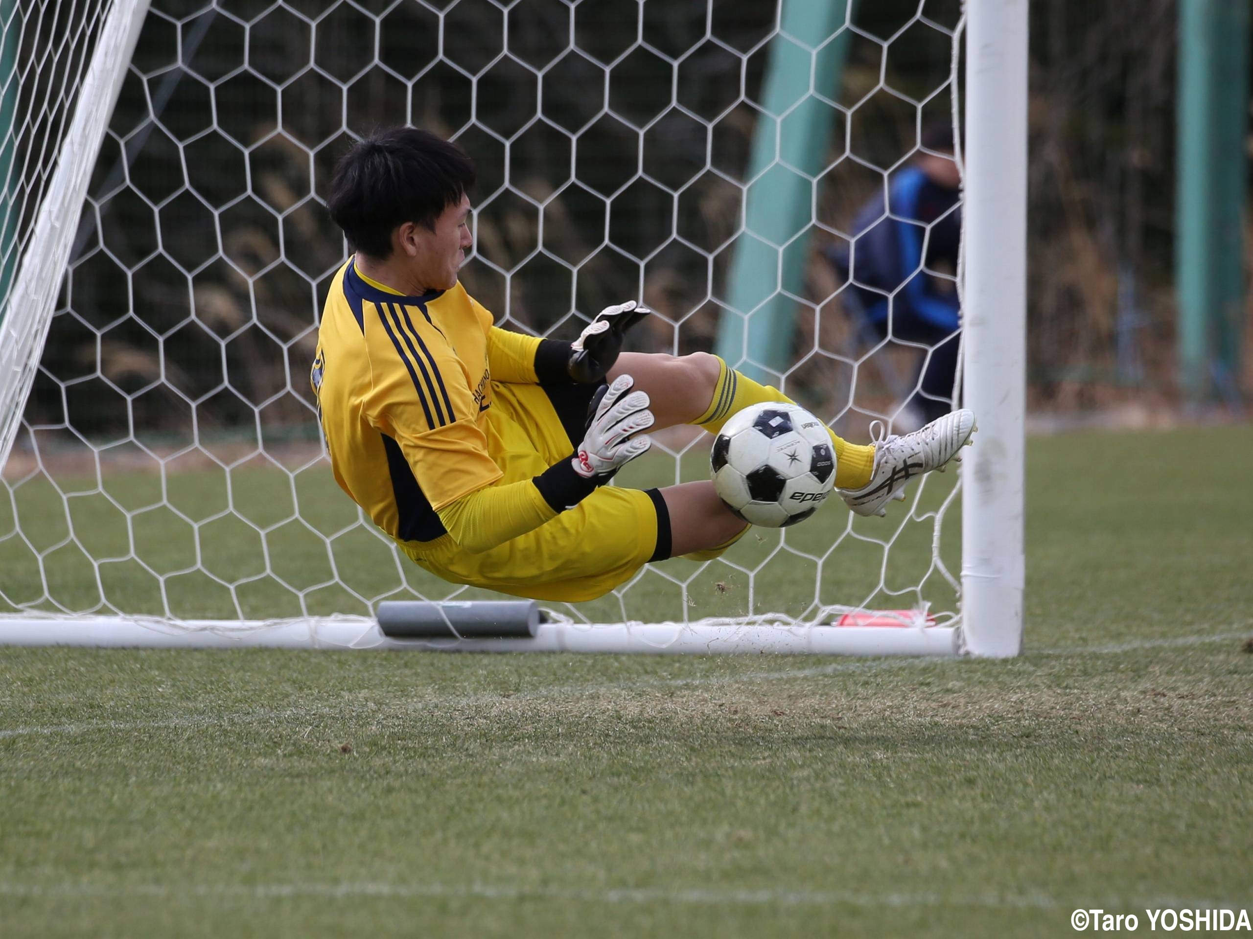 [新人戦]PK戦でGK喜村が2連続ストップ!八戸学院野辺地西が盛岡誠桜を撃破(30枚)