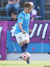 昨季限りで横浜FC退団の三田啓貴、新天地はポルトガル2部クラブへ