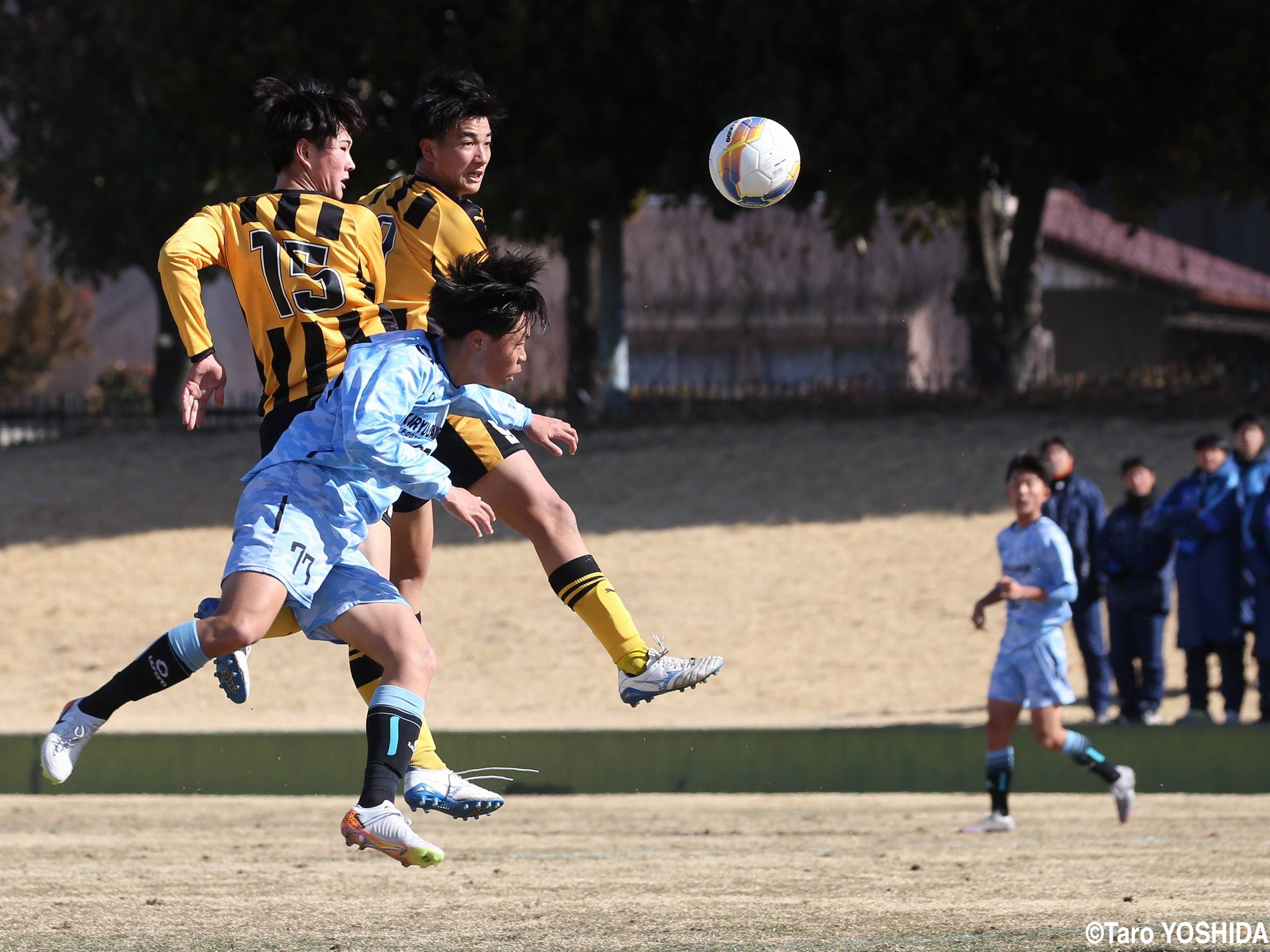 [新人戦]前橋育英FW四方田がヘディング弾。群馬決勝で優勝ゴール(6枚)