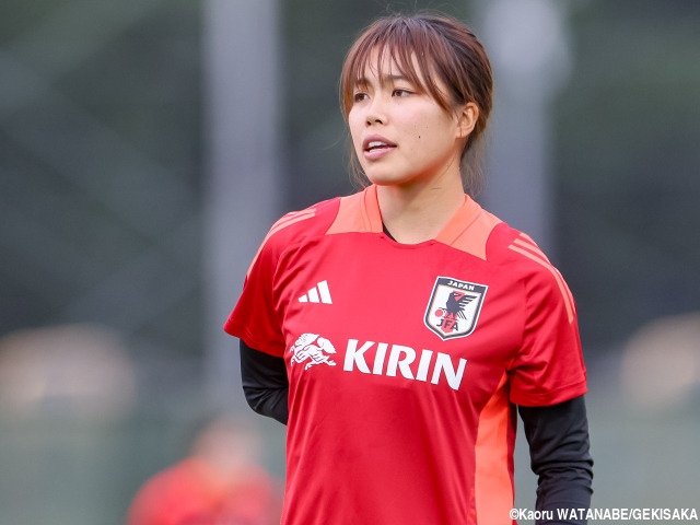 女子会と思いきや元日本代表DFがサプライズ登場! なでしこ谷川萌々子が