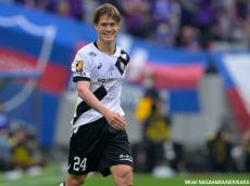 かっこよすぎ」「似合う」神戸DF酒井高徳が古巣の公式SNSに登場! 新