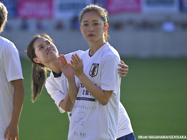 なでしこジャパン 清水梨紗 直筆サイン入り写真③ マンチェスターシティ 長谷川唯 なでしこジャパン☆長谷川唯&清水梨紗直筆サイン入りウィンド