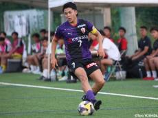 [プリンスリーグ関西1部]京都U-18の注目ボランチ、U-18韓国代表MF尹主将(6枚)