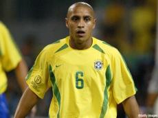 元ブラジル代表ロベカル「単に組み立てる体験ではない」W杯トロフィー