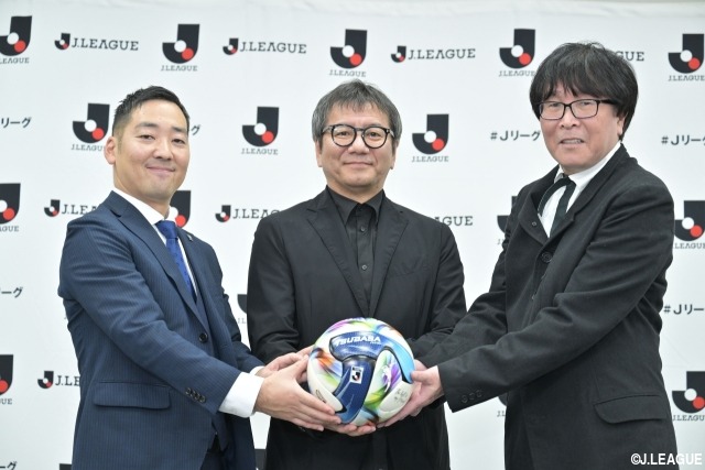 残り1点　2024 Jリーグ　試合球 複数選手] 2024 Jリーグ公式球 (直筆サイン入り・実使用) | Fun Portal