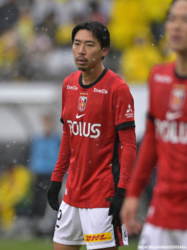 浦和レッズ　プレシーズンマッチ　ユニフォーム　＃22　柴戸海 浦和に激震…在籍10シーズン目のMF柴戸海と双方合意で契約解除「契約