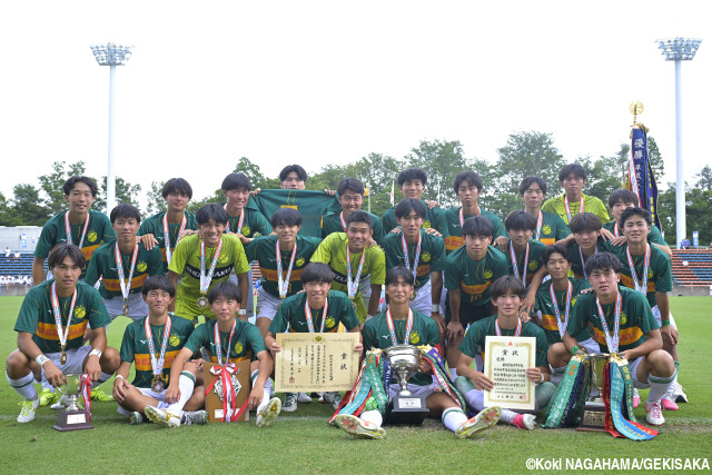 後半35+5分に決勝弾!静岡学園が初、静岡県勢30年ぶりの日本一